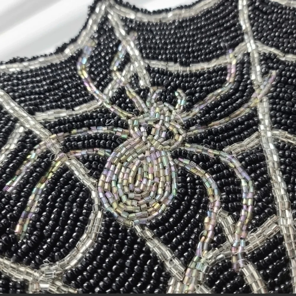4 Sparkly Beaded Spider Web Placemat Chargers 15